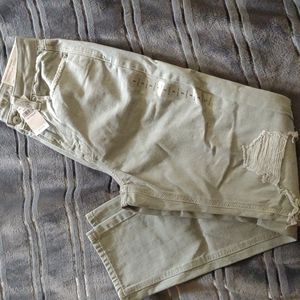 AE Mom Straight Jeans 2 NWT